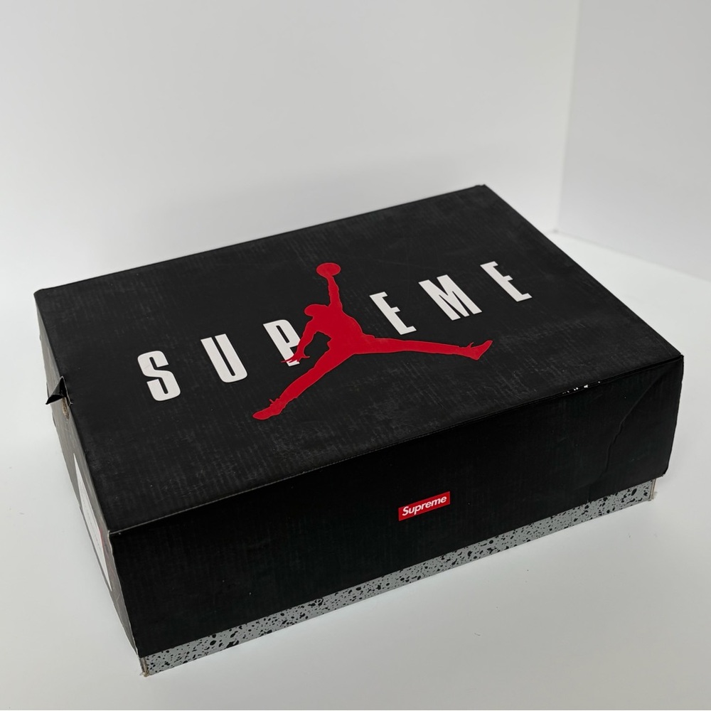 Supreme x Air Jordan Retro 5 White/Black Varsity NIB/NWT - Picture 11 of 14